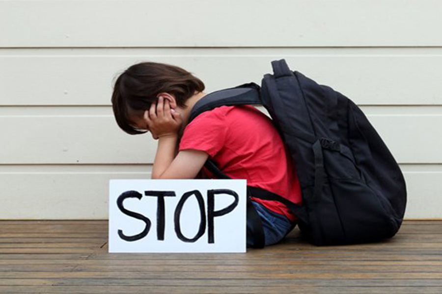 <span>Ergen ve Yetişkin Psikolojisi</span>Elektronik İletişim Araçları ile Oluşan Zorbalık Ve Taciz